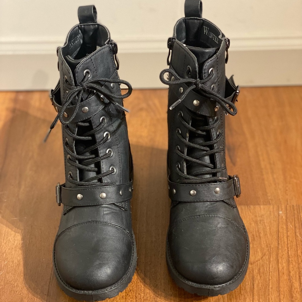 Black buckle boots